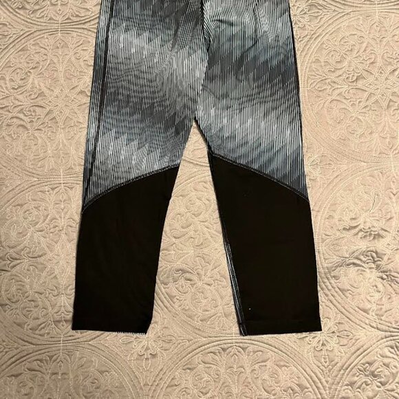 Nike Dri-Fit Yoga Pants / Size M - Picture 4 of 6